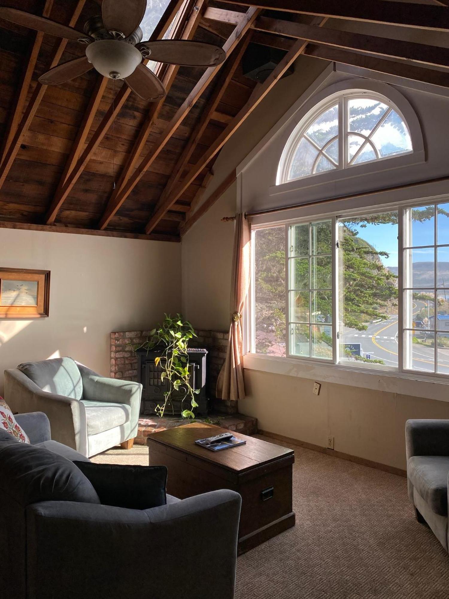 Jenner Inn Стая снимка
